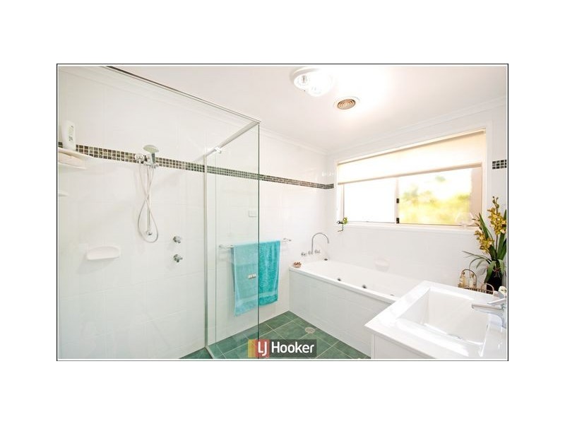 9 Orion Place, Giralang ACT 2617