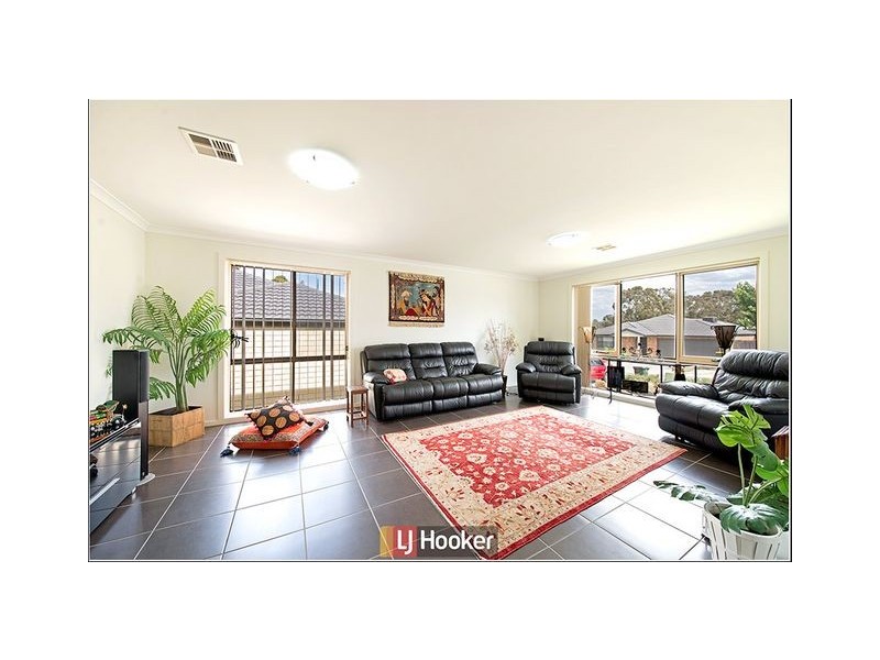 13 Jean Macnamara Street, Macgregor ACT 2615