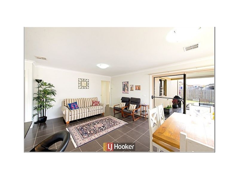 13 Jean Macnamara Street, Macgregor ACT 2615