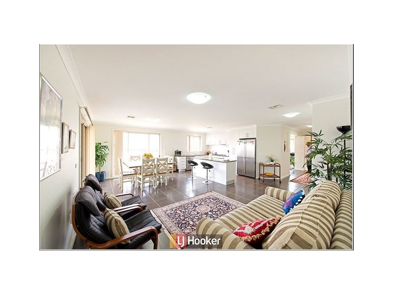 13 Jean Macnamara Street, Macgregor ACT 2615