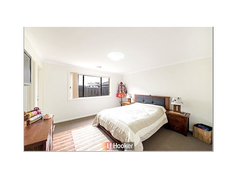13 Jean Macnamara Street, Macgregor ACT 2615