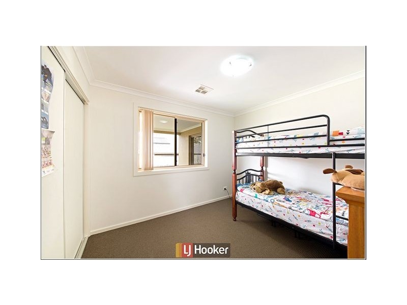 13 Jean Macnamara Street, Macgregor ACT 2615