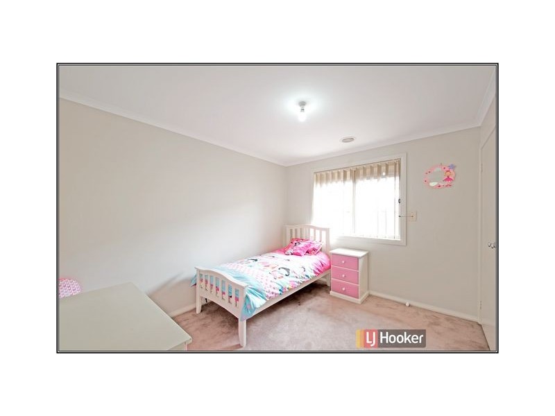 37 Henry Kendall Street, Franklin ACT 2913