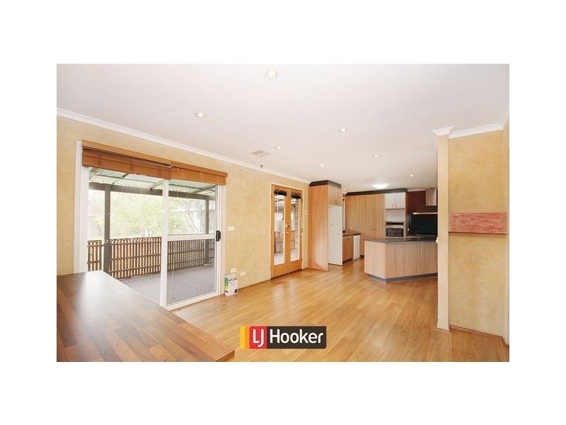 76 Daintree Crescent, Kaleen ACT 2617