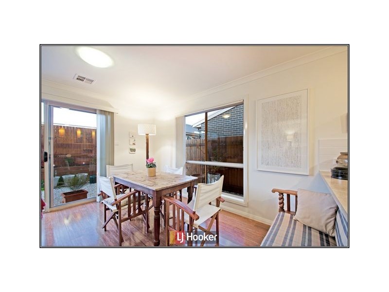 6 Marie Pitt Street, Franklin ACT 2913