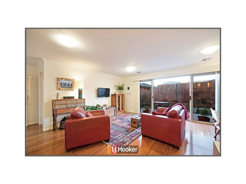 6 Marie Pitt Street, Franklin ACT 2913