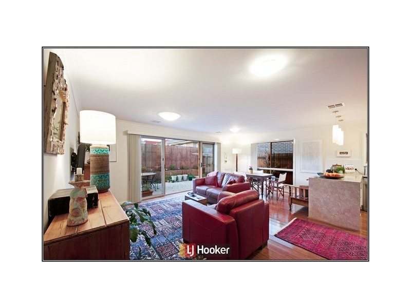 6 Marie Pitt Street, Franklin ACT 2913