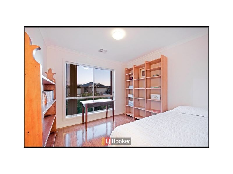 6 Marie Pitt Street, Franklin ACT 2913