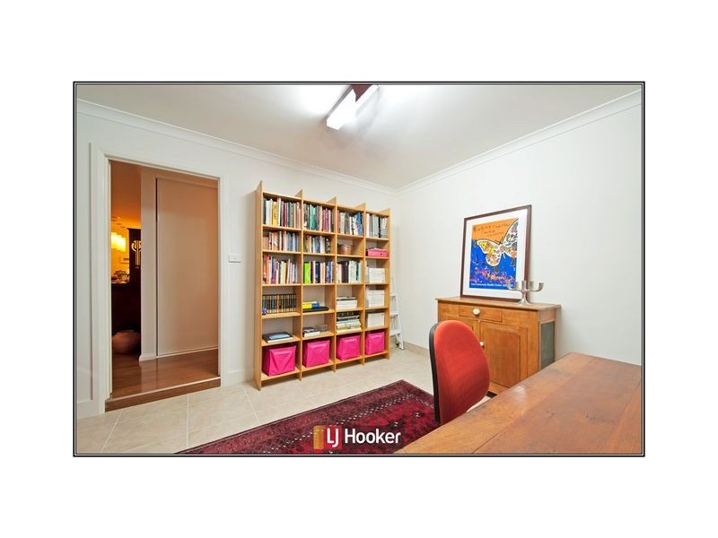 6 Marie Pitt Street, Franklin ACT 2913