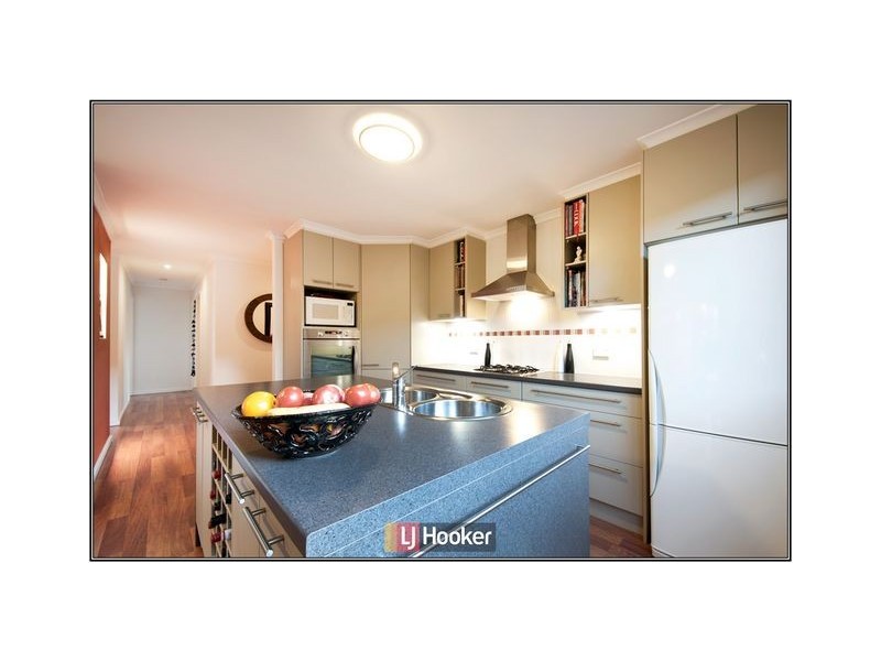 4 Drysdale Circuit, Kambah ACT 2902