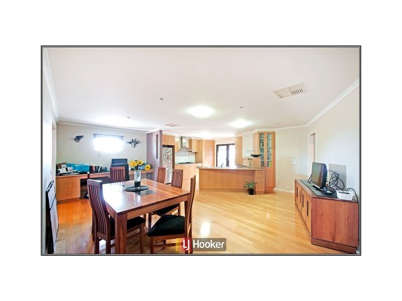 3 Merfield Place, Giralang ACT 2617