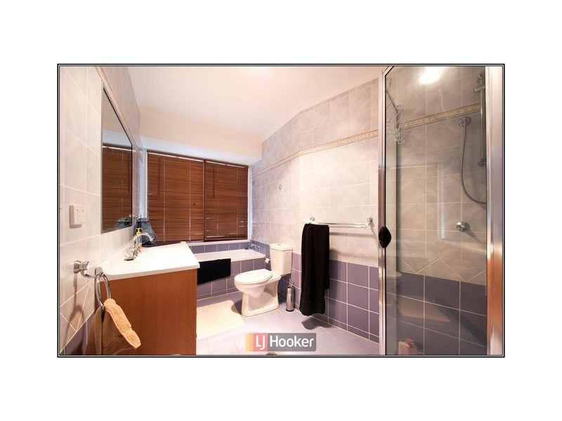 3 Merfield Place, Giralang ACT 2617