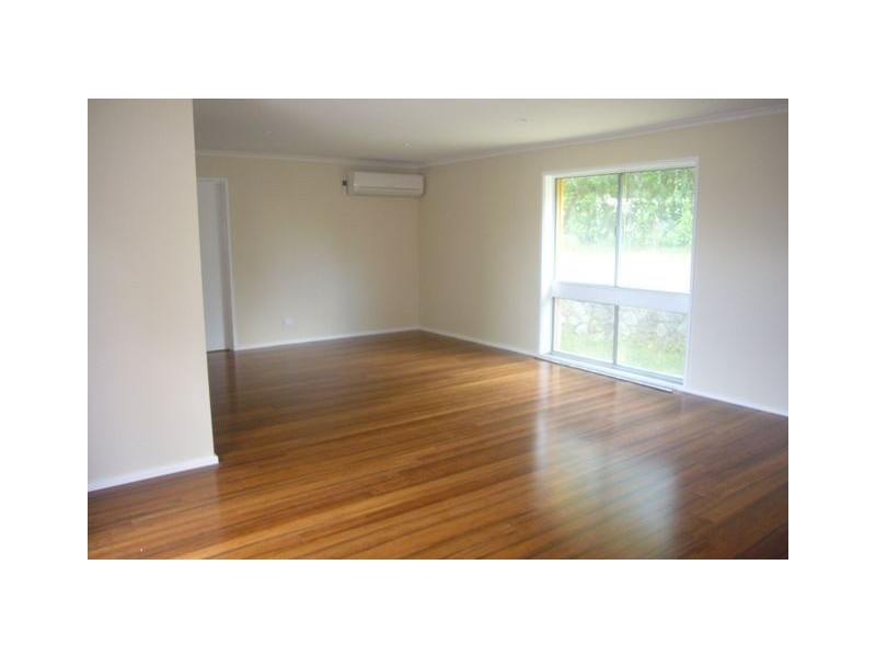 5 Lupus Place, Giralang ACT 2617