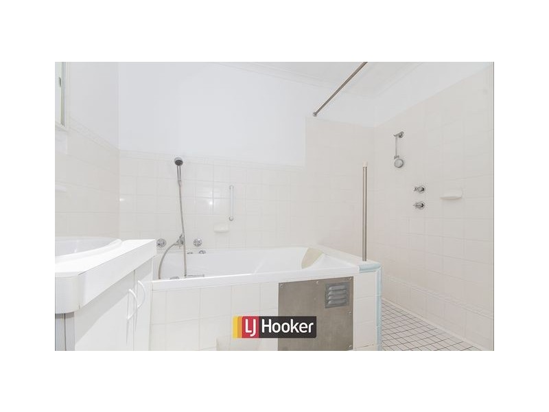 1 Moses Place, Mckellar ACT 2617