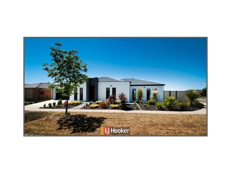 4 Dorothy Green Crescent, Franklin ACT 2913