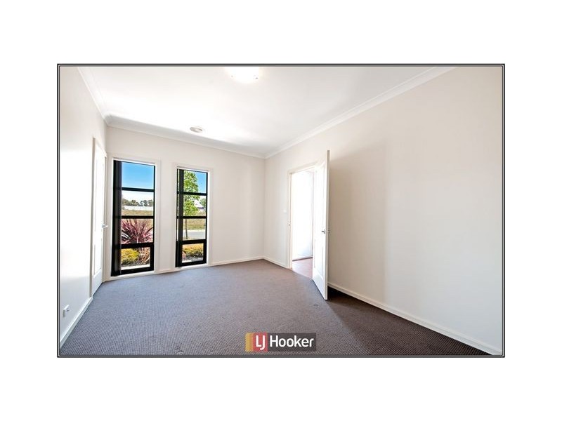 4 Dorothy Green Crescent, Franklin ACT 2913