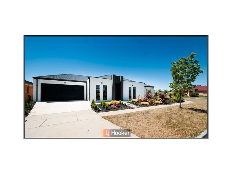 4 Dorothy Green Crescent, Franklin ACT 2913