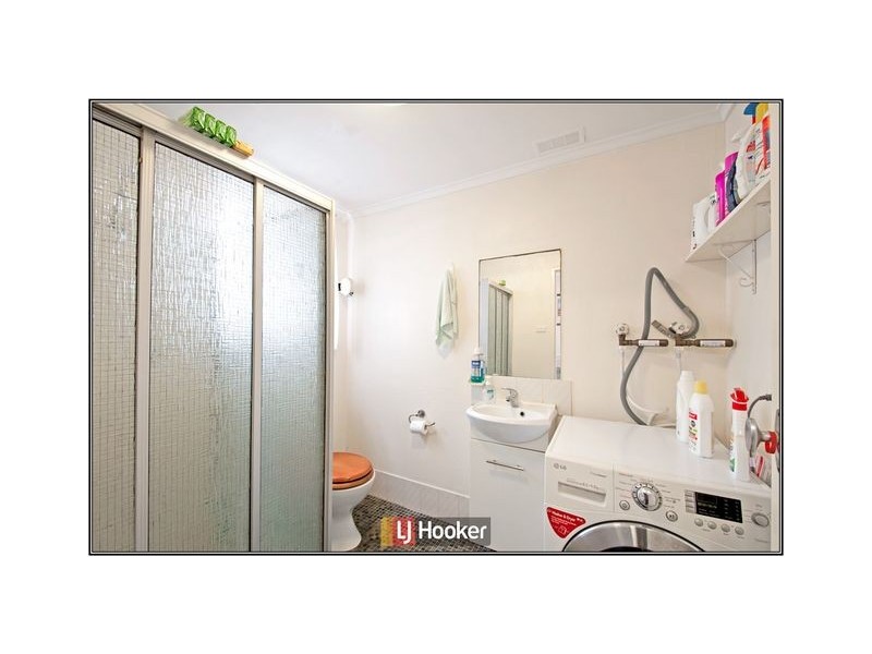 9/10 Macquoid Street, Queanbeyan NSW 2620
