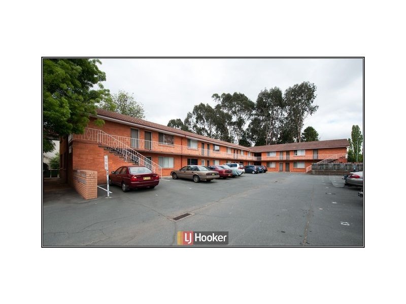 9/10 Macquoid Street, Queanbeyan NSW 2620