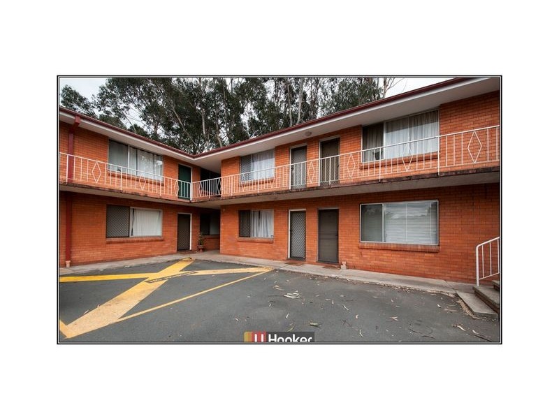 9/10 Macquoid Street, Queanbeyan NSW 2620