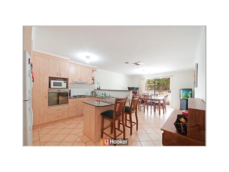 6 Fidler Court, Bruce ACT 2617