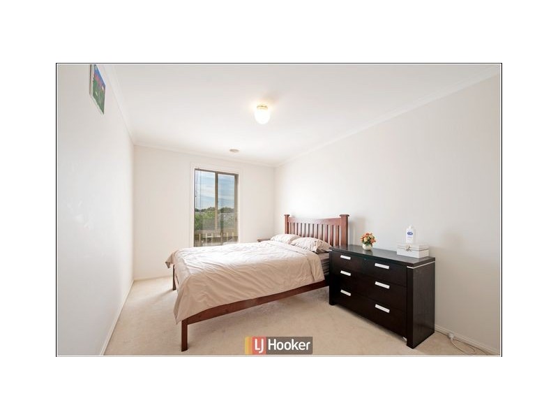 6 Fidler Court, Bruce ACT 2617