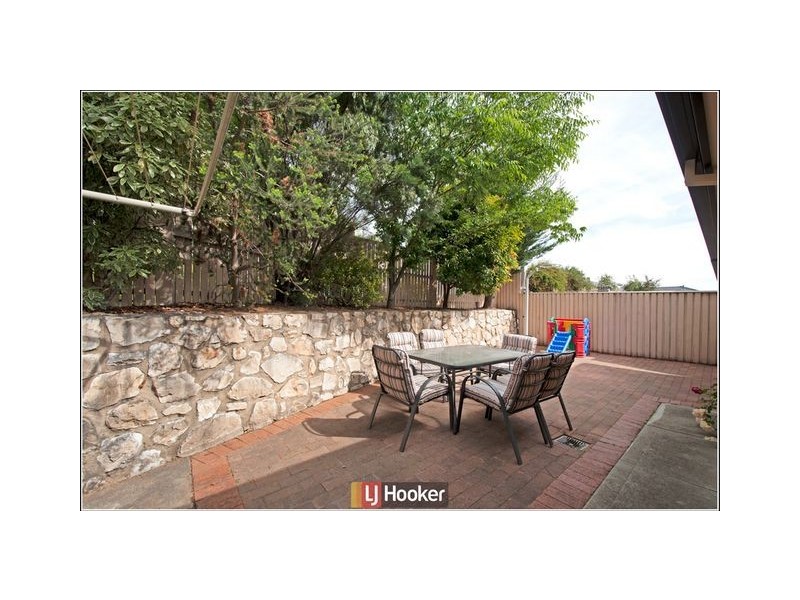 6 Fidler Court, Bruce ACT 2617