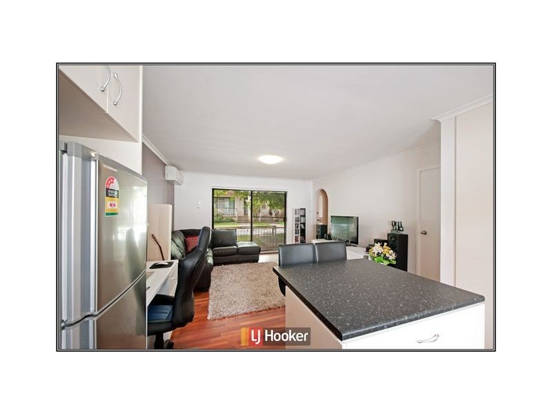 6/43-45 Booth Street, Queanbeyan NSW 2620