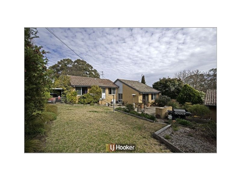 1 Lenehan Street, Giralang ACT 2617