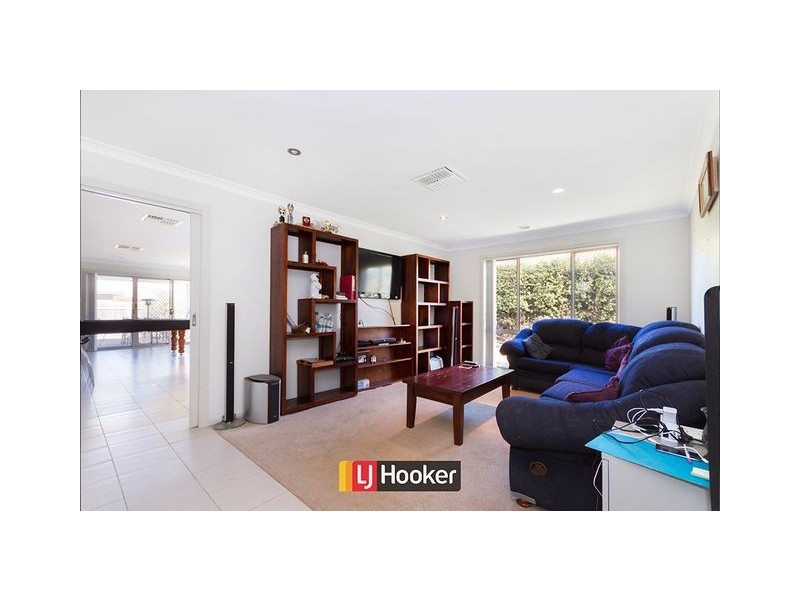 21 Waterworth Street, Dunlop ACT 2615