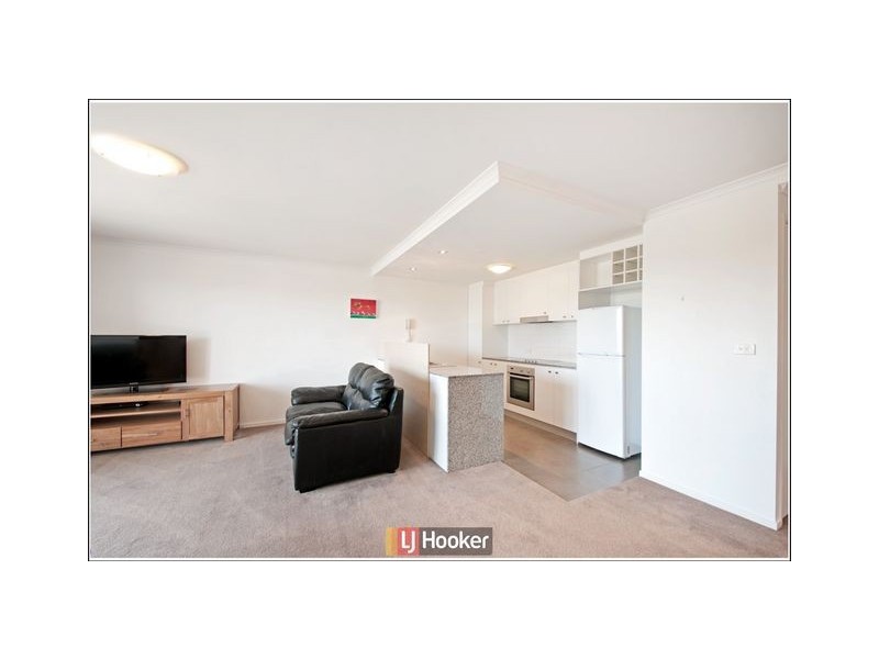 607/17 Dooring Street ‘Valonia’, Braddon ACT 2612