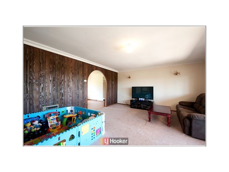50 Baracchi Crescent, Giralang ACT 2617
