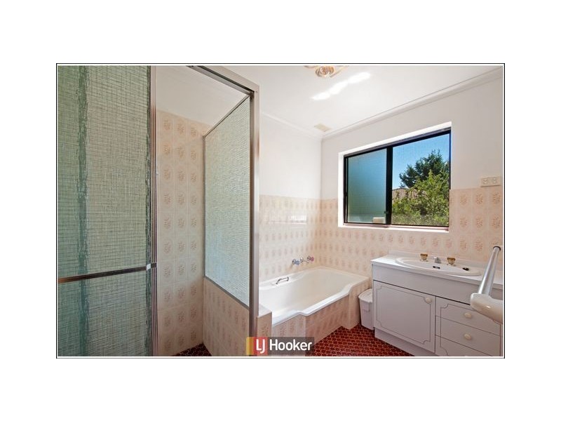 50 Baracchi Crescent, Giralang ACT 2617