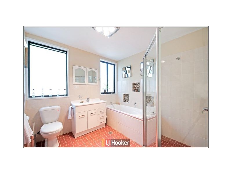 9 Napthali Close, Charnwood ACT 2615