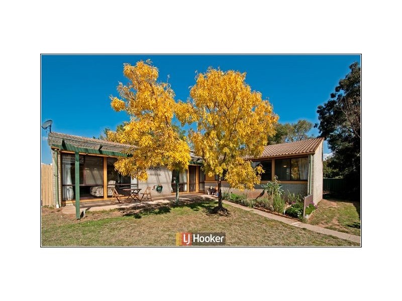9 Napthali Close, Charnwood ACT 2615