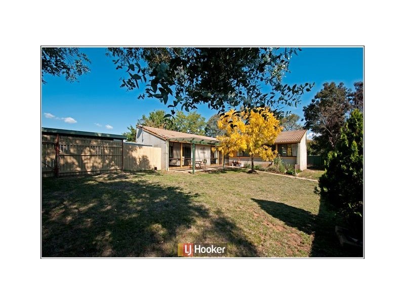 9 Napthali Close, Charnwood ACT 2615