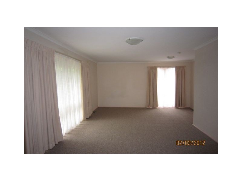 8 Hirst Place, Giralang ACT 2617