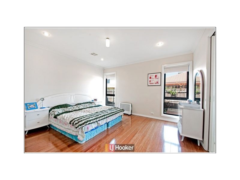 12 Jeannie Gunn Street, Franklin ACT 2913