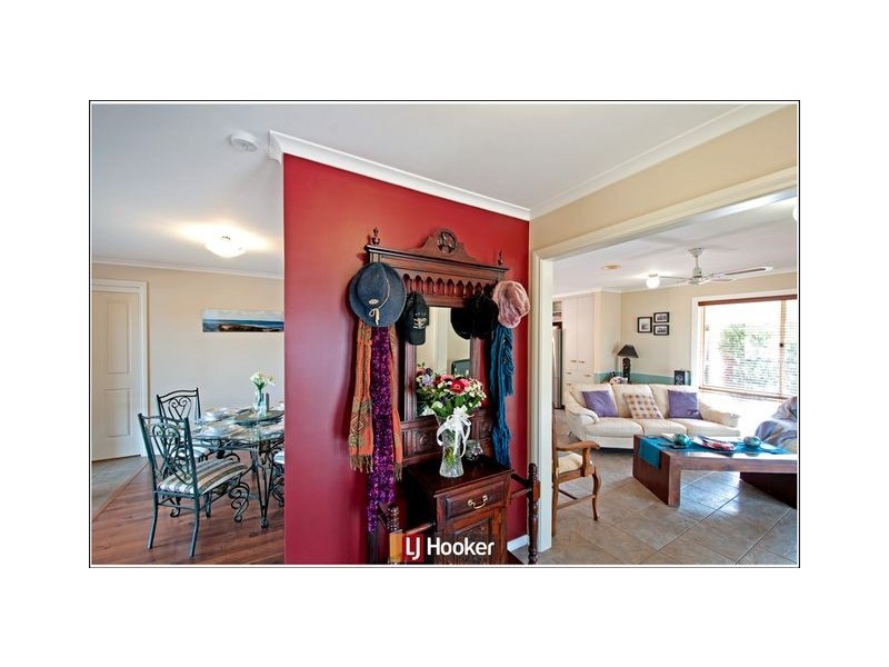 124 Hugh McKay Crescent, Dunlop ACT 2615