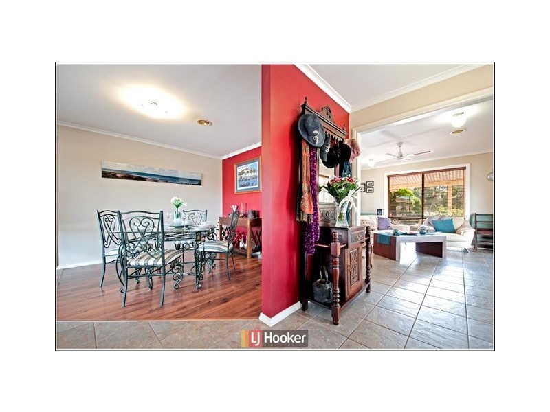 124 Hugh McKay Crescent, Dunlop ACT 2615