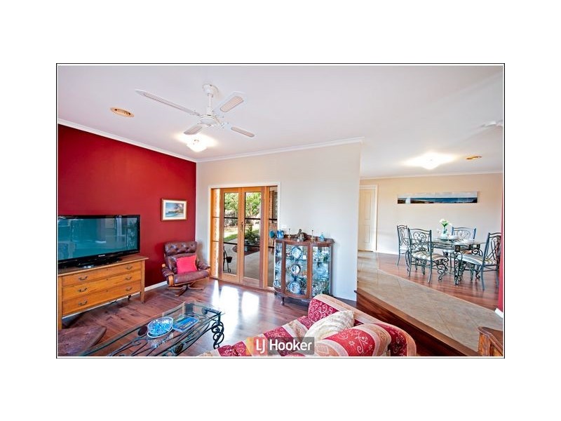 124 Hugh McKay Crescent, Dunlop ACT 2615