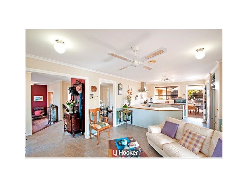 124 Hugh McKay Crescent, Dunlop ACT 2615