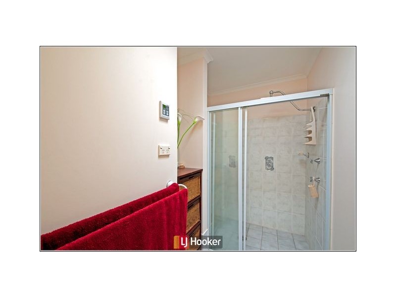 124 Hugh McKay Crescent, Dunlop ACT 2615