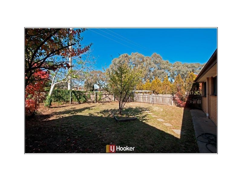 6 Giltinan Place, Holt ACT 2615