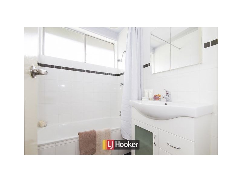 21 Bardsley Place, Holt ACT 2615