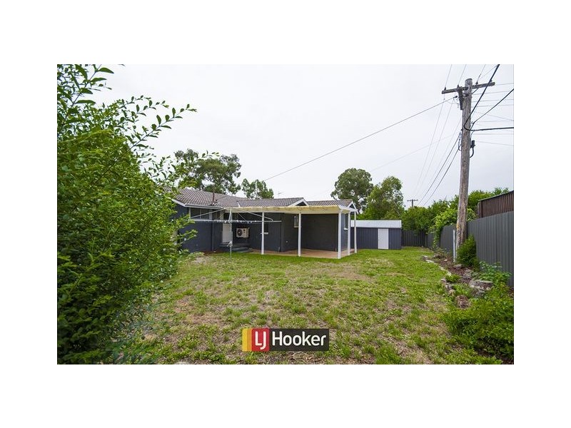 21 Bardsley Place, Holt ACT 2615