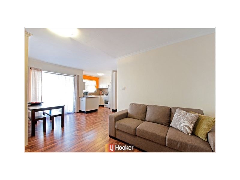 4/17 Carinya Street, Queanbeyan NSW 2620