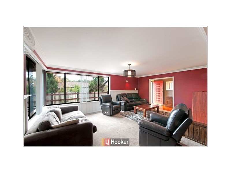 4 Skirving Place, Macgregor ACT 2615