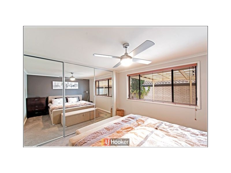 4 Skirving Place, Macgregor ACT 2615