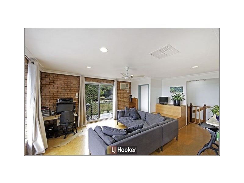 6 Cumpston Place, Macgregor ACT 2615